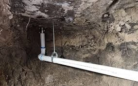 Tunneling Floresville TX